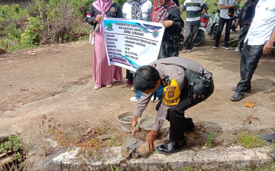 Bhabinkamtibmas Membersamai Kegiatan Musdes Pra Pelaksanaan Kegiatan di Desa Lokasari