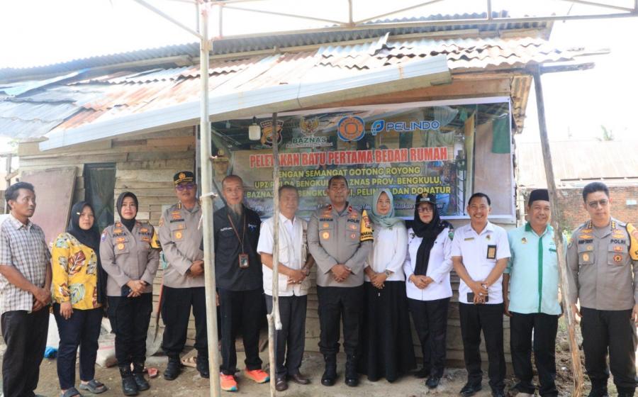 Wakapolda Bengkulu Pimpin Peletakan Batu Pertama Program Bedah Rumah Ke-44