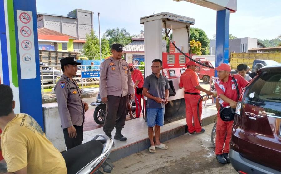 Antisipasi Kecurangan BBM, Polsek Ipuh Monitoring SPBU 