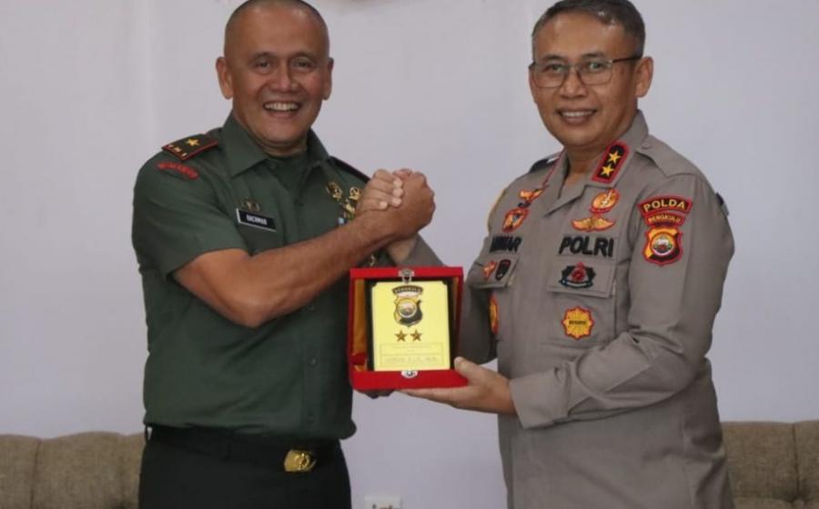 Perkuat Sinergitas, Kapolda Bengkulu Silaturahmi ke Korem 041/GAMAS