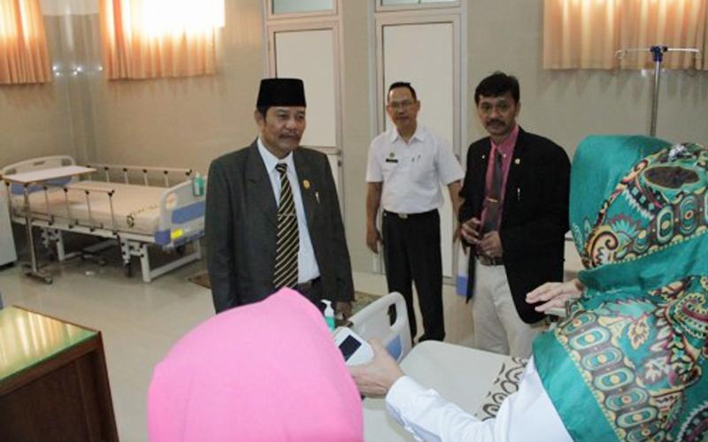 Kunjungan Wakil Ketua I Edison Simbolon dan Wakil Ketua II Suharto DPRD Provinsi Bengkulu, mengunjungi RSUD Kota Bengkulu dan Kantor Pemadam Kebakaran Kota Bengkulu