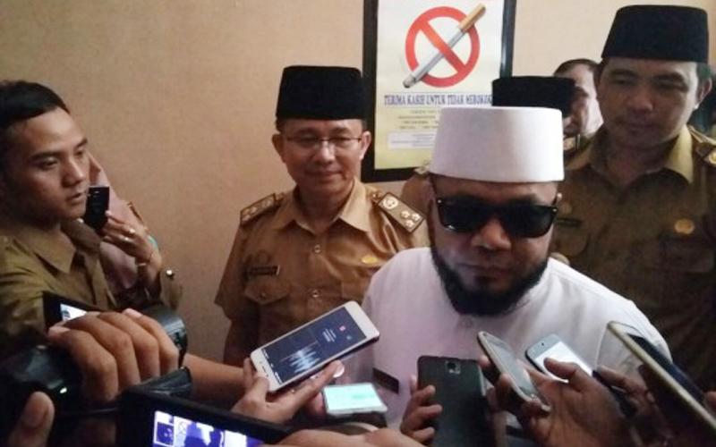 Badan Kepegawaian Pendidikan dan Pelatihan (BKPP) Kota Bengkulu membagikan SK kenaikan pangkat kepada 65 Aparatur Sipil Negara (ASN)