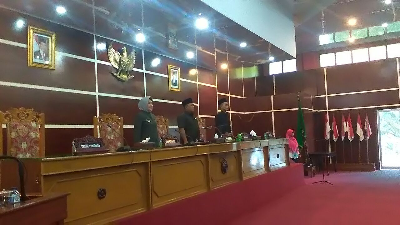 Paripurna Penyampaian Nota Rancangan APBD Kota Bengkulu Tahun 2018 