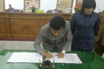 Persetujuan Hasil Evaluasi Rancangan APBD