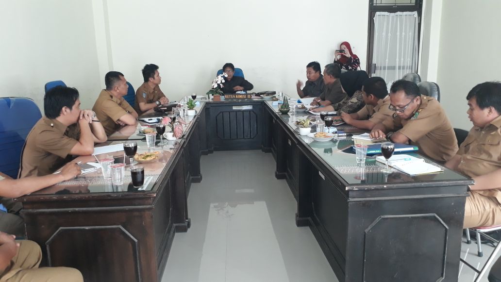 Komisi III DPRD Benteng Saat hearing Bersama OPD Benteng