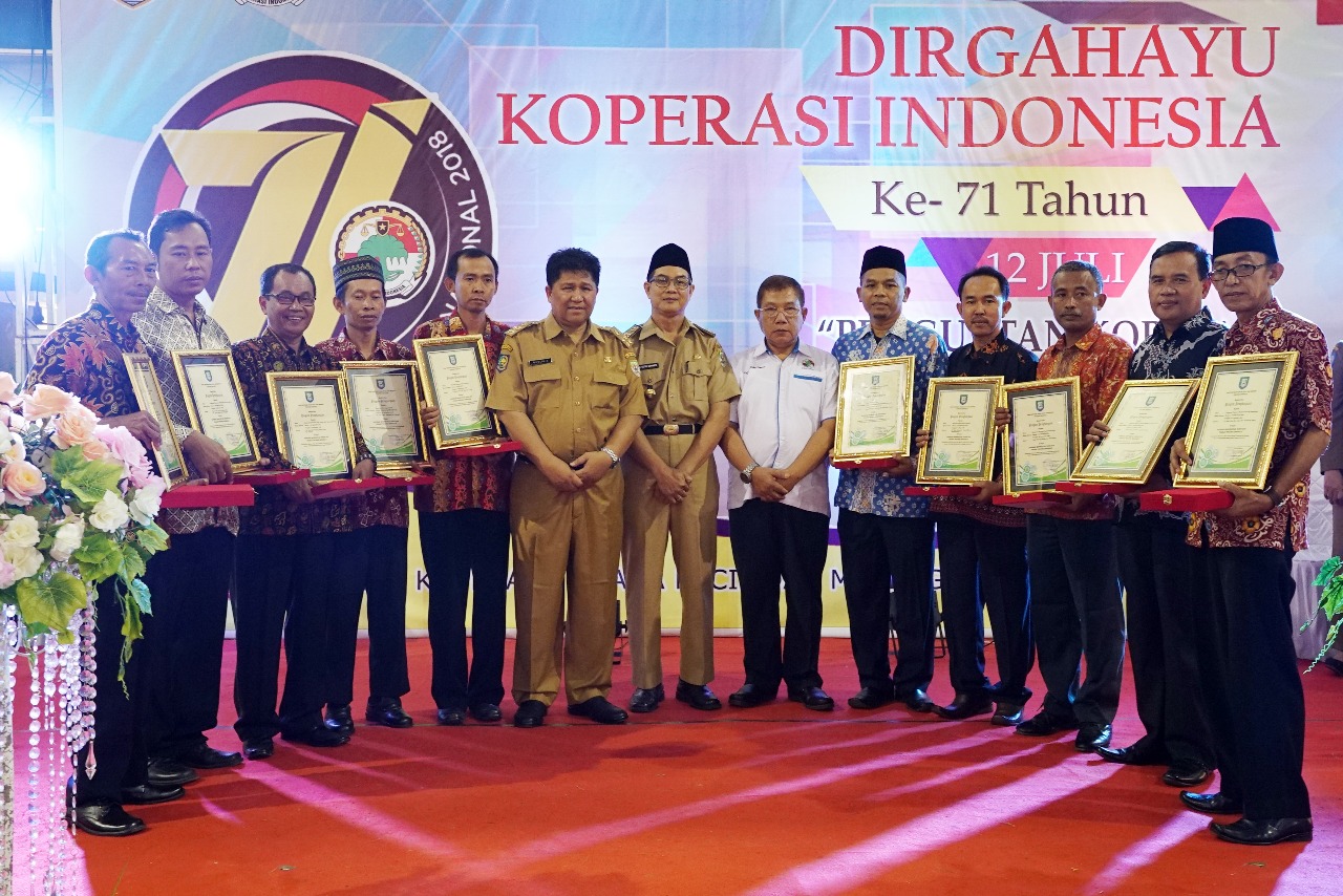 Diskop UKM Gelar Bazar Produk Koperasi