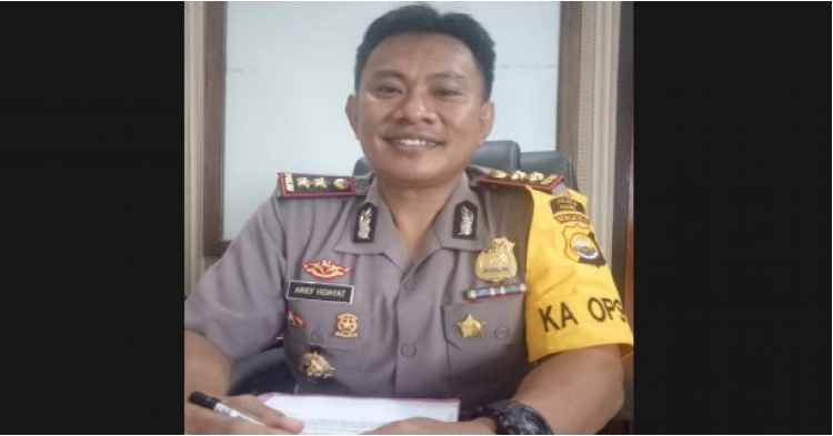 Hukum