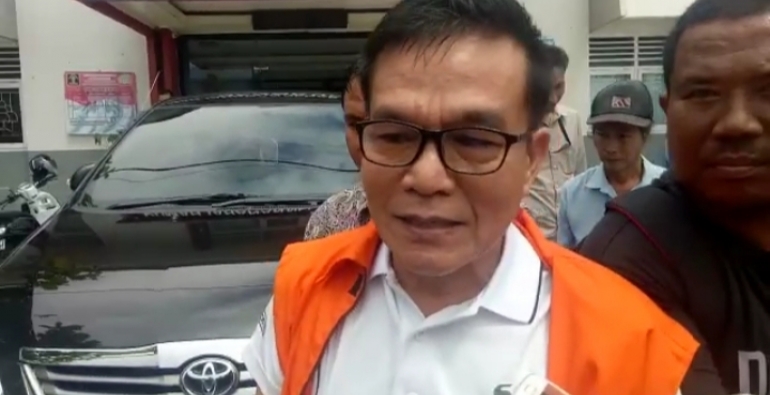 Hukum