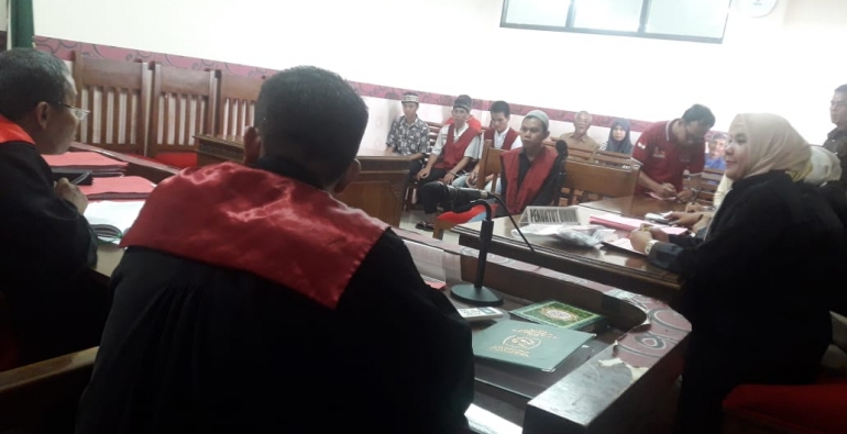 Hukum