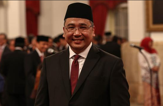 Menteri EKo