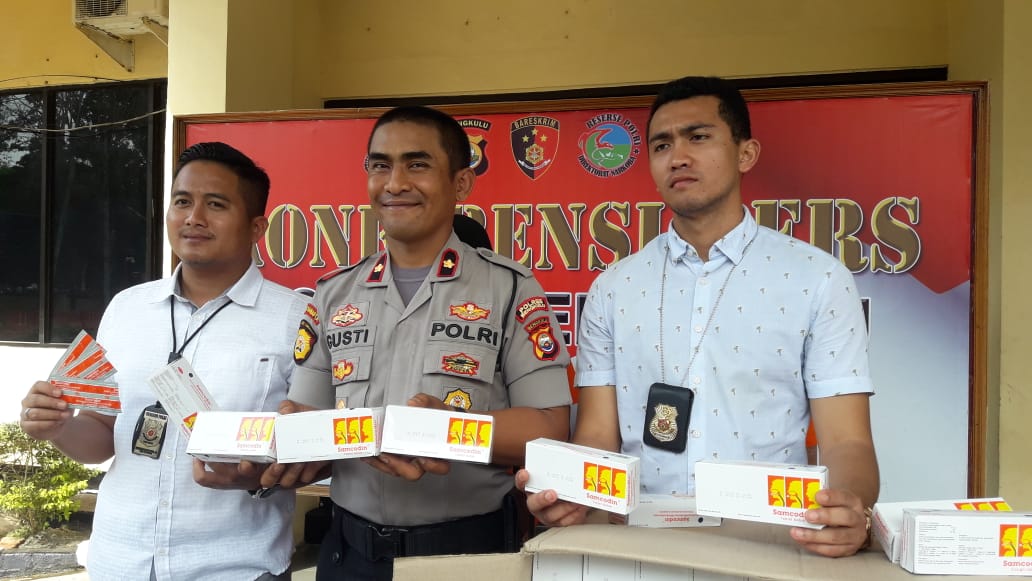 Hukum