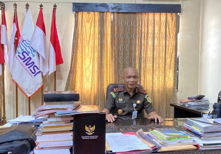 Koordinator Masyarakat Anti Korupsi Indonesia ( MAKI ) Boyamin Saiman