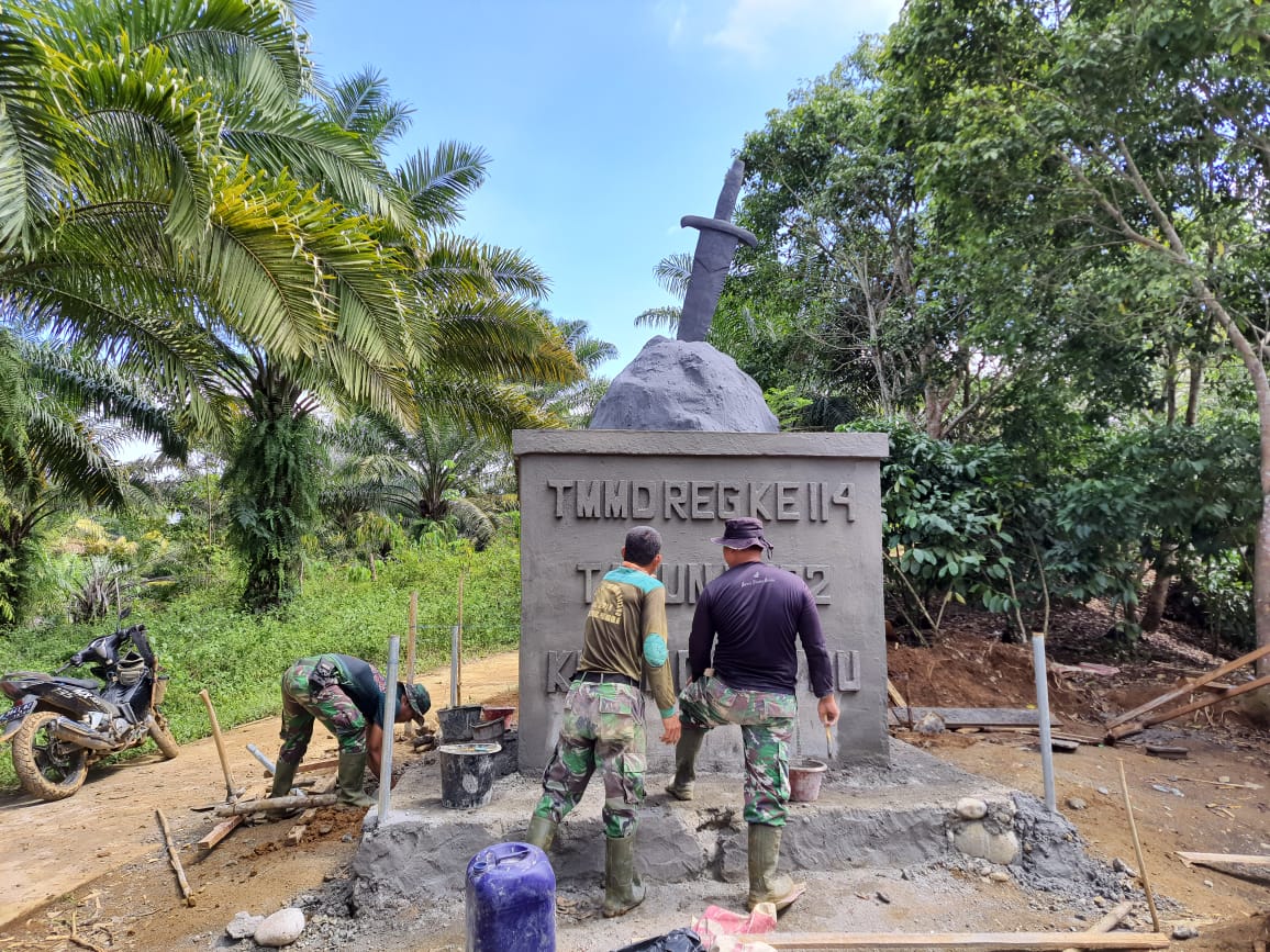 Pengerjaan Tugu TMMD Ke 114 Terus Berlanjut