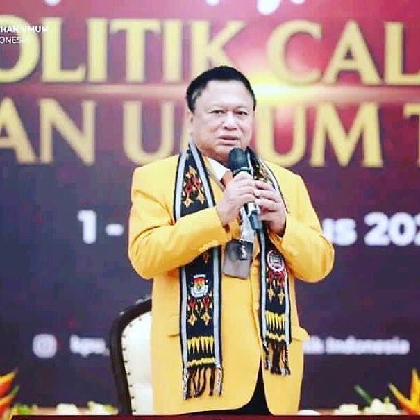 Bawa Bendera Merah Putih dari Bengkulu, OSO Daftarkan HANURA di KPU RI