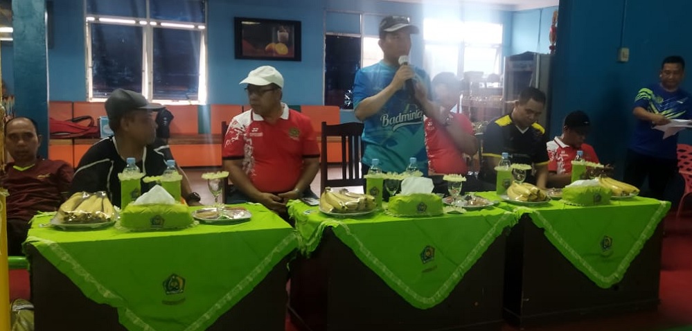  Semarak dalam rangka memeriahkan HUT RI ke-77 Tahun 2022, Keluarga besar Kantor Wilayah (Kanwil) Kementerian Agama Provinsi Bengkulu menggelar enam cabang perlombaan. Yakni lomba Solo song, lomba domino, perlombaan kartu song, kemudian menggelar lomba kebersihan ruangan dan lomba Badminton serta pertandingan tenis meja.