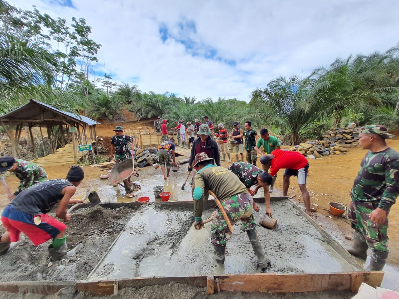Progres Positif, Pengerjaan Jembatan TMMD Masuk Tahap Pengecoran