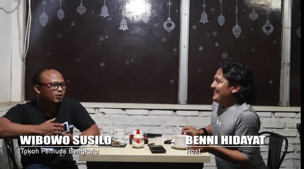 Kepemimpinan Helmi Hasan kembali dikritik. Ketua DPW PAN Bengkulu itu dinilai belum berhasil mewujudkan janji-janji kampanyenya selama menjadi orang nomor wahid di Kota Bengkulu.