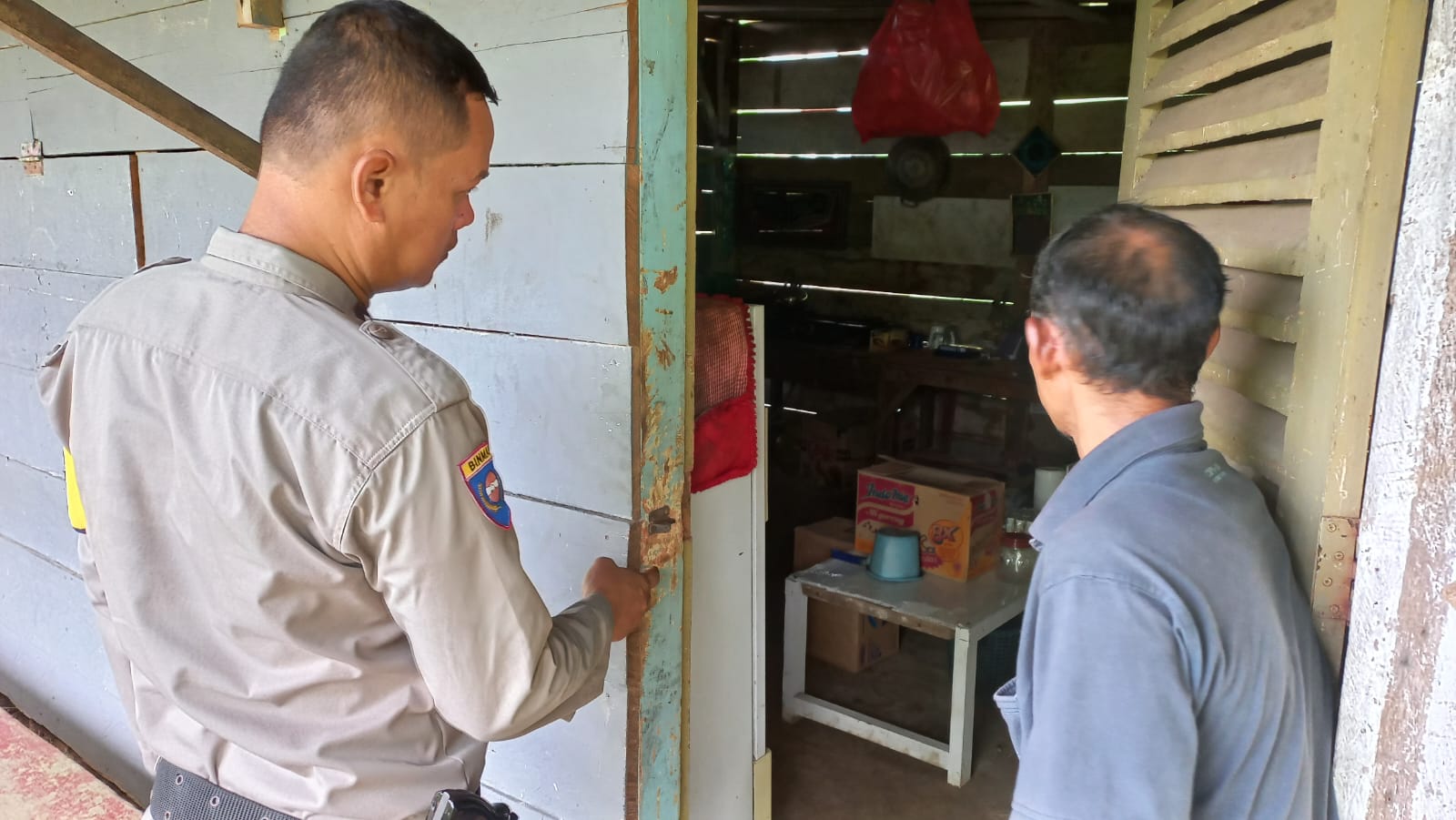 Kantin SMP N 06 Penarik Menjadi Sasaran Maling, Polsek Penarik Raya Melaksanakan Cek TKP