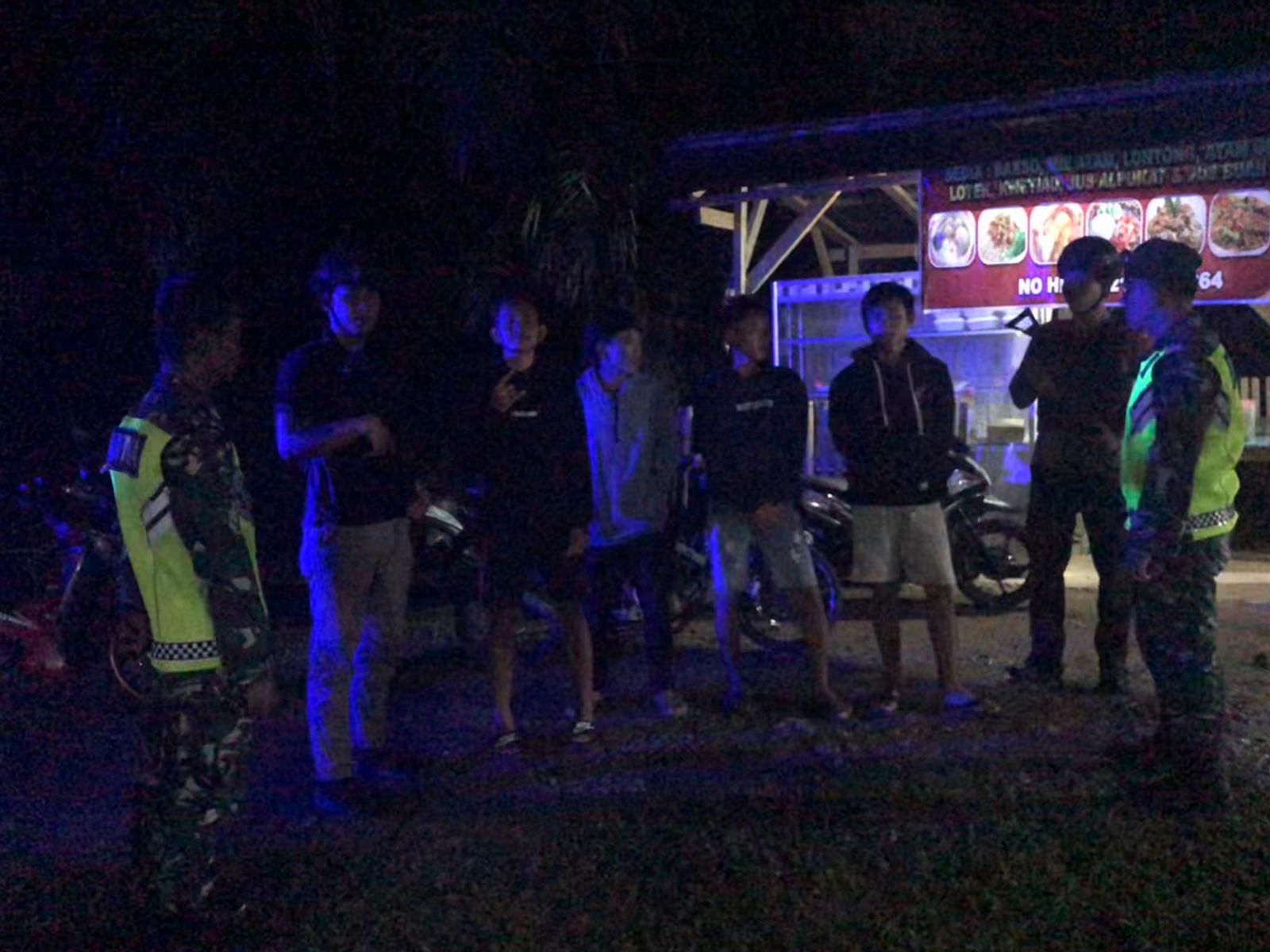 Sinegritas  TNI - Polri, Polsek Kaur Utara Bersama Koramil 408-02 Patroli Bersama 