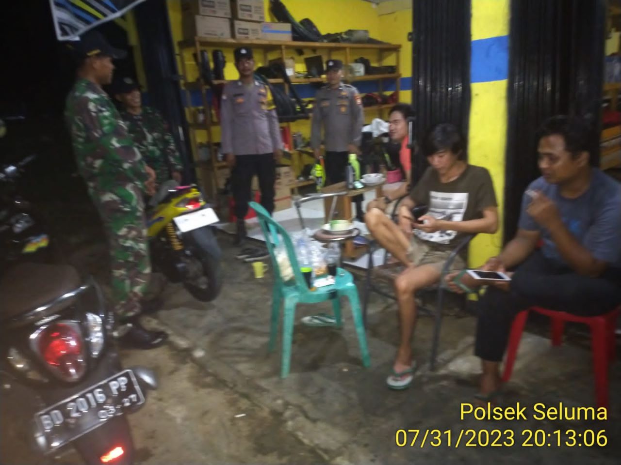 Ciptakan Kamtibmas Kondusif, Polri-TNI Patroli Kamtibmas Bersama di Seluma 