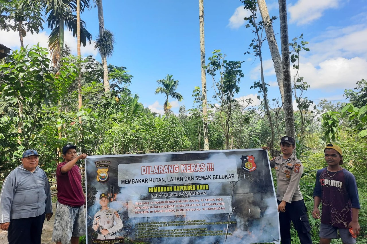 Sosialisasi Karhutlah, Polsek Muara Sahung Ingatkan Warga Tidak Membakar Hutan dan Lahan 