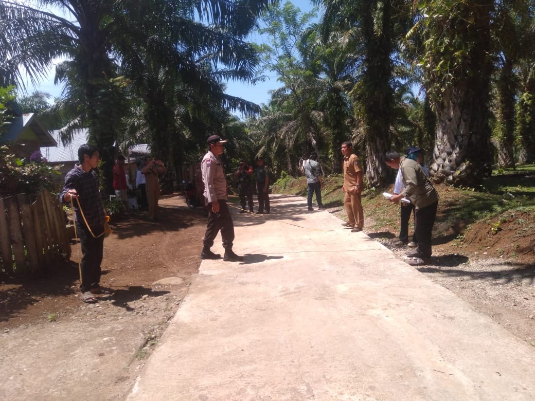 Bhabinkamtibmas Polsek Air Besi Hadiri Sertifikasi Kegiatan Fisik Dana Desa Tahap II T.A 2023