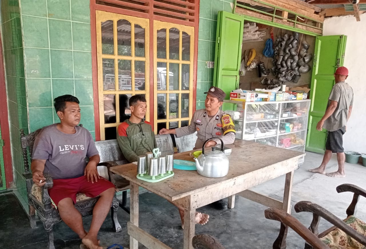 Sambang DDS Bhabinkamtibmas Polsek Kotapadang Tingkatkan Kedekatan dengan Masyarakat