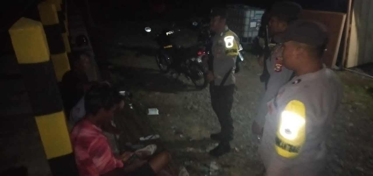 Patroli Dialogis, Personel Polres Kaur Sampaikan Imbauan kamtibmas Cegah Aksi Kejahatan