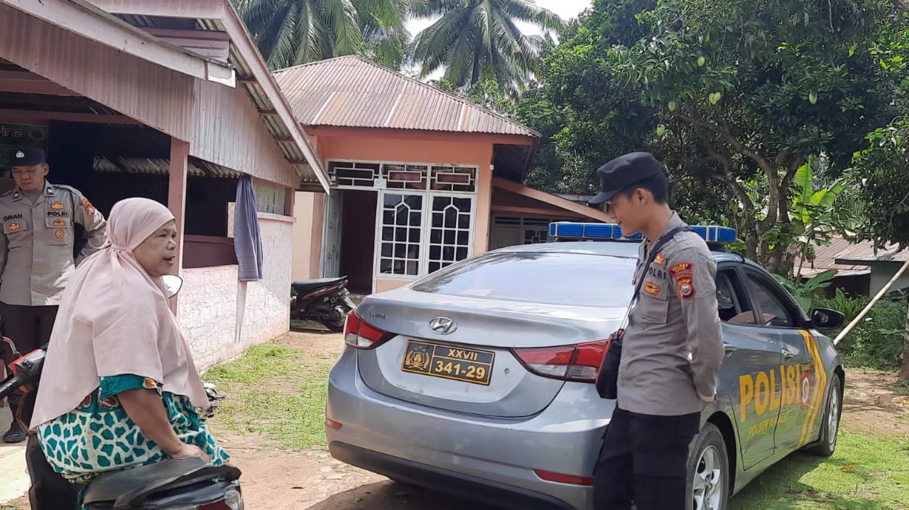 Harkamtibmas, Personel Polsek Air Besi Gelar Patroli 