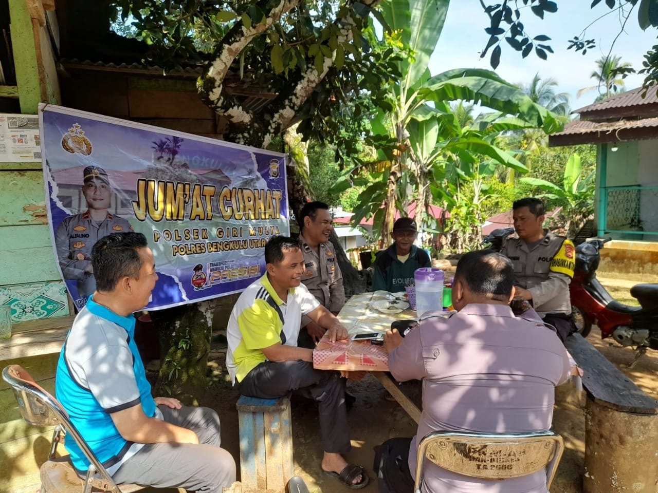 Program Jumat Curhat, Polsek Giri Mulya Tampung Keluhan Warga Desa Giri Mulya