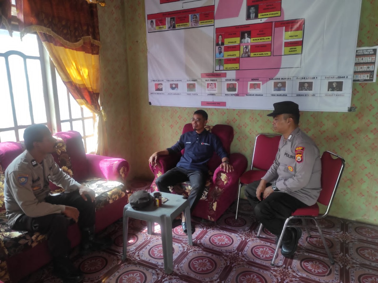 Jelang Pemilu, Polsek Muara Sahung Optimalkan Giat Sambang kepada Warga