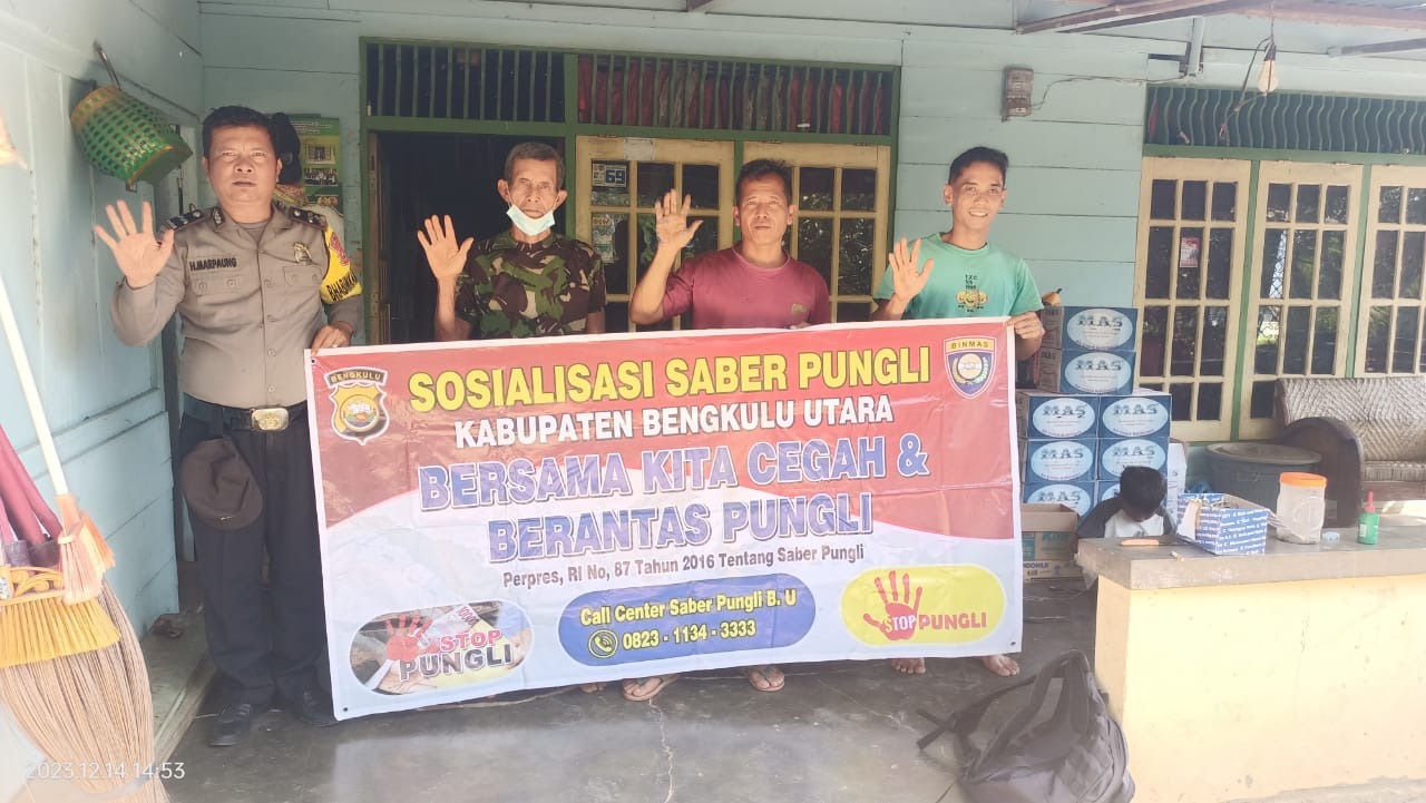 Sosialisasi Saber Pungli Bhabinkamtibmas Polsek Giri Mulya Turun Langsung ke Desa Binaan