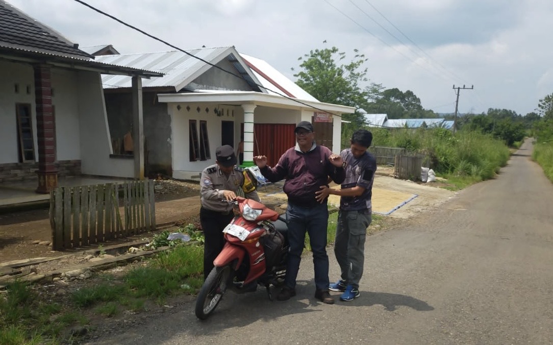 Gelar Pemeriksaan Sajam dan Senjata Api, Polsek Kotapadang Berikan Rasa Aman Kepada Masyarakat