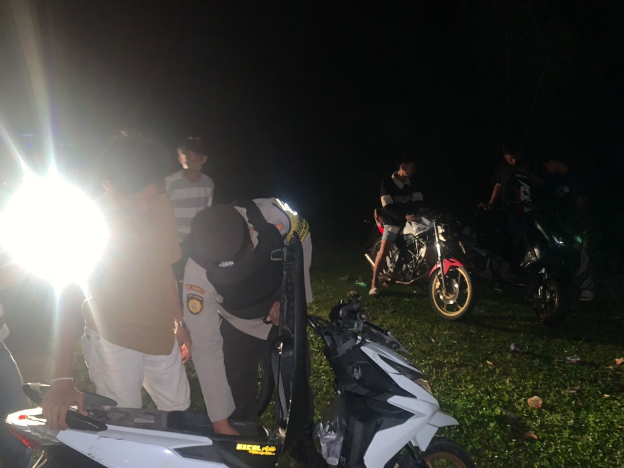 Piket Yanmas Polsek Kaur Utara Patroli KRYD dalam Rangka Antisipasi Tindak Pidana 3C 
