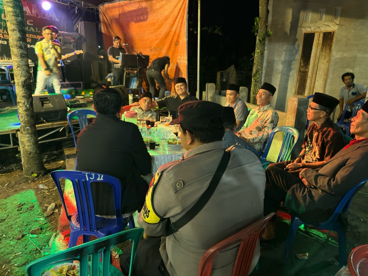Monitoring Kegitan Pesta Pernikahan, Polsek Kaur Utara Sampaikan Imbauan Kamtibmas 