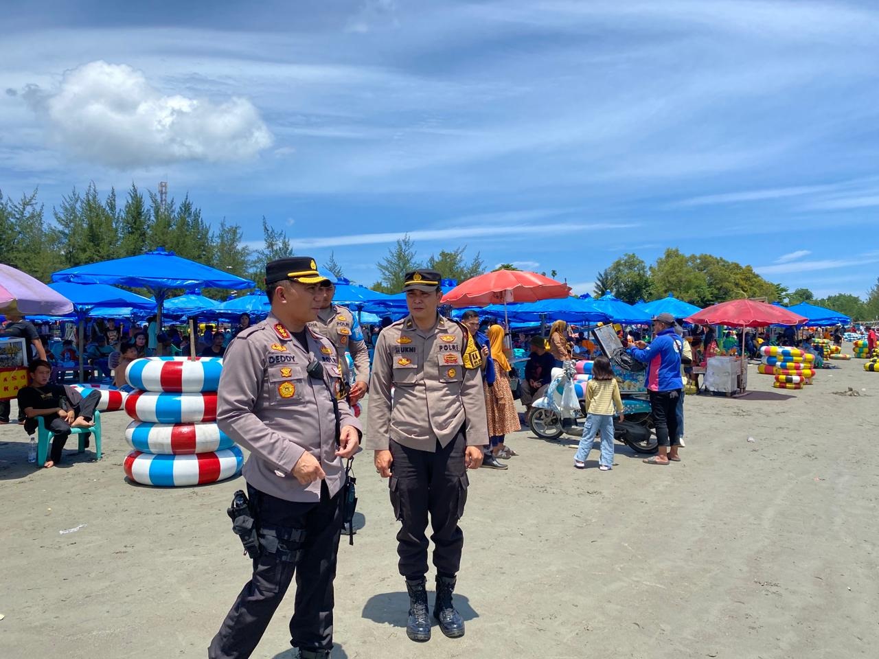 Masih Dalam Suasana Lebaran, Kapolresta Bengkulu Imbau Pengunjung Pantai Zakat Untuk Tetap Waspada