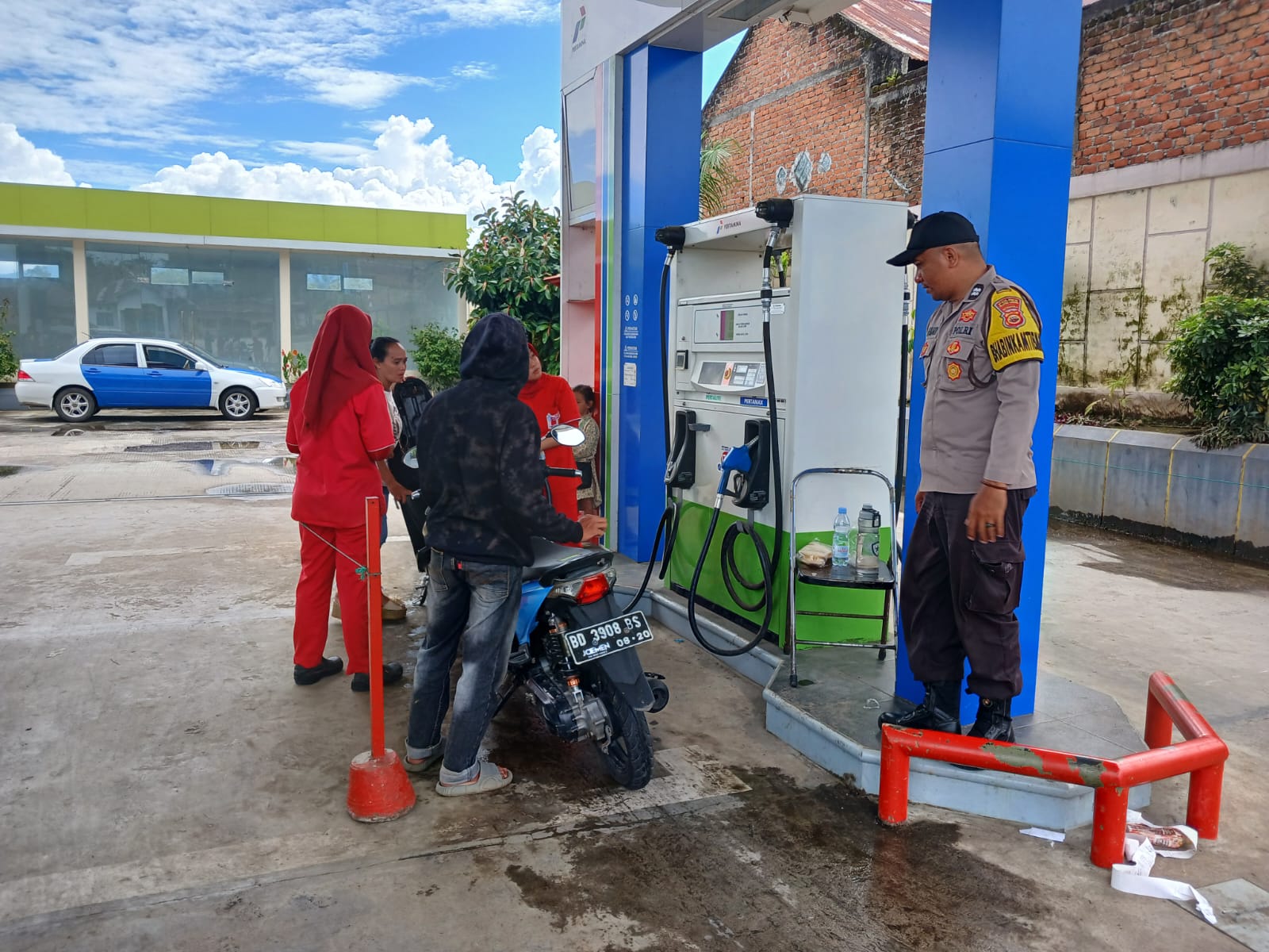 Polsek Curup Monitoring SPBU di Desa Air Meles Atas 