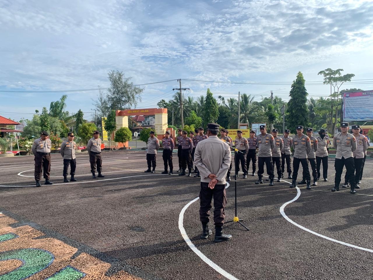Polres Kaur Gelar Apel Pasukan Pengamanan Rapat Pleno Terbuka Penetapan Perolehan Kursi dan Calon Terpilih Anggota DPRD Kabupaten Kaur 