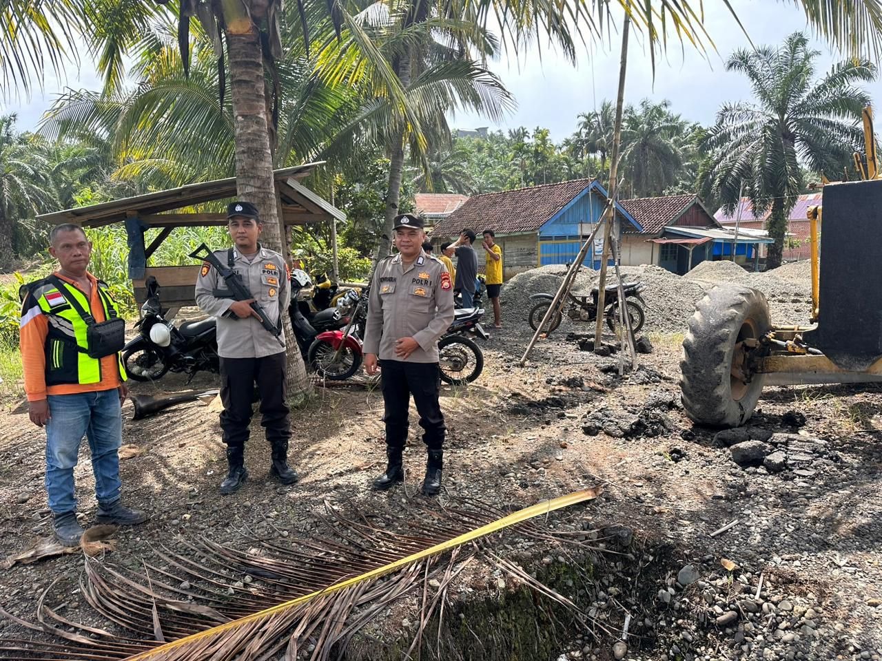 Ciptakan Kamtibmas Konduisf di Seputraan Wilkum, Polsek Nasal Patroli Rutin Sampaikan Pesan Kamtibmas 