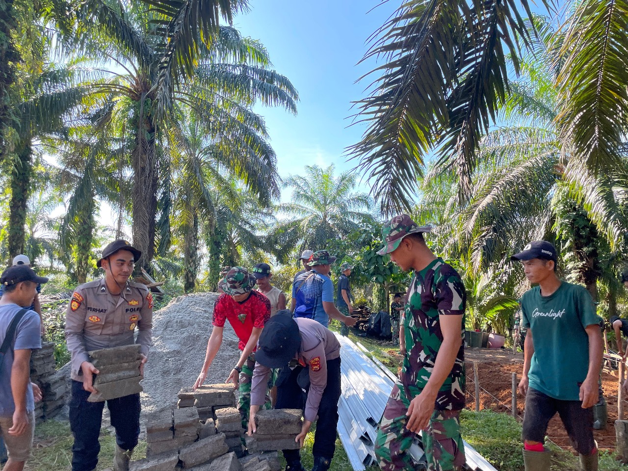Kapolsek Ketahun Hadiri Pembukaan TMMD TA 2024 di Desa Bukit Tinggi Kecamatan Ketahun