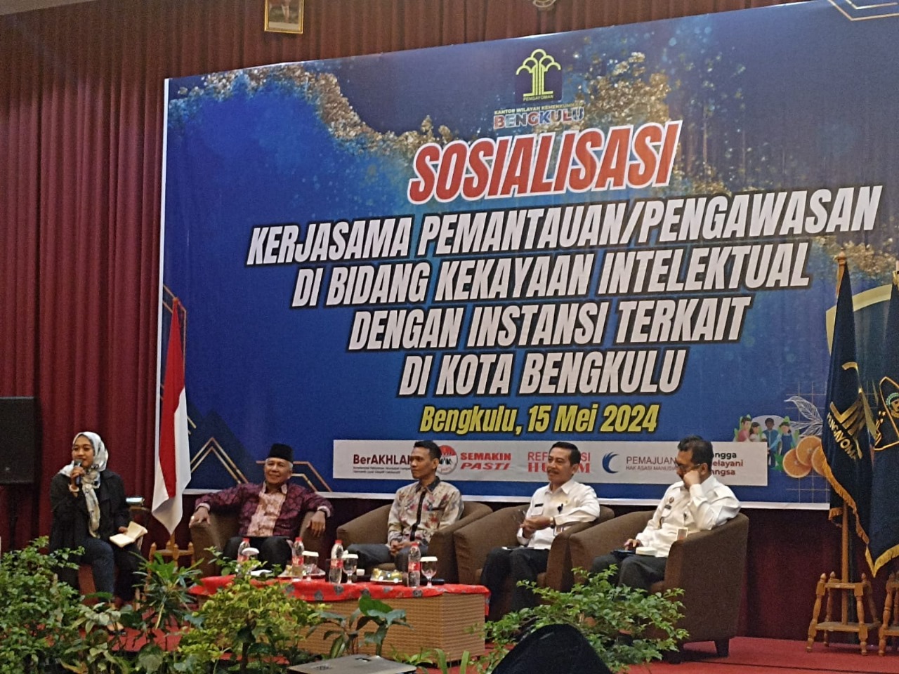 Personel Polsek Gading Cempaka Hadiri Sosialisasi Kerjasama Pemantauan/Pengawasan Bidang Kekayaan Intelektual 
