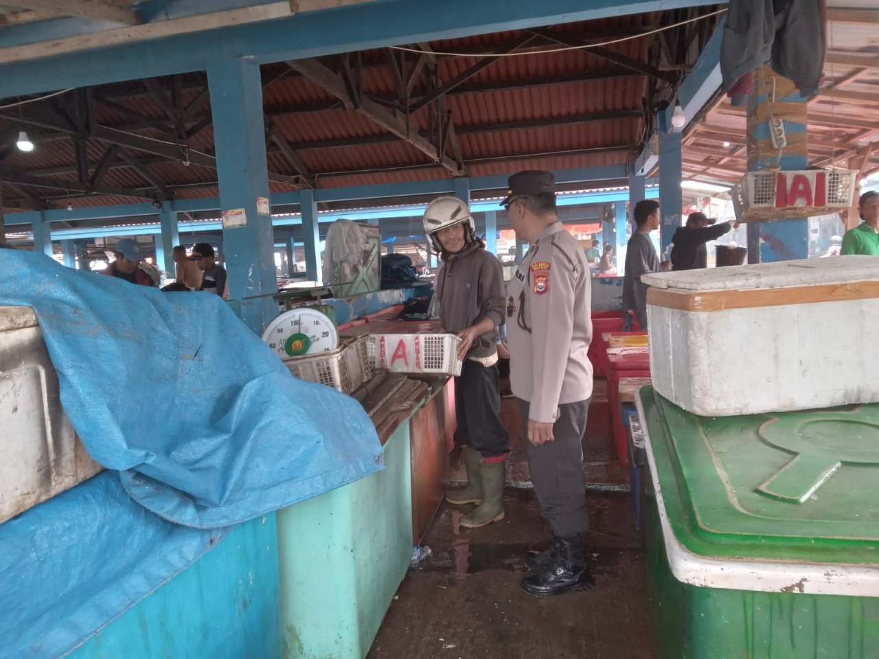 Sambang Kamtibmas, Personel Unit Binmas Polsek KSKP Pulau Baai Sampaikan Pesan-Pesan Kamtibmas 