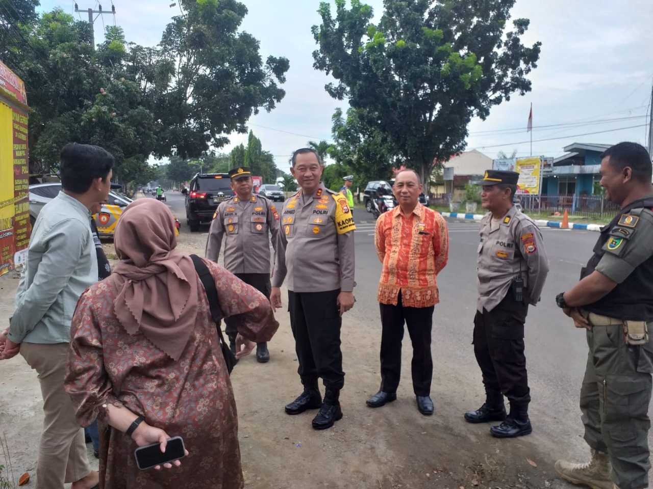 Polsek Gading Cempaka Melaksanakan Pendampingan Sat Pol PP Kota Bengkulu Lakukan Penertiban Pedagang Kaki Lima 