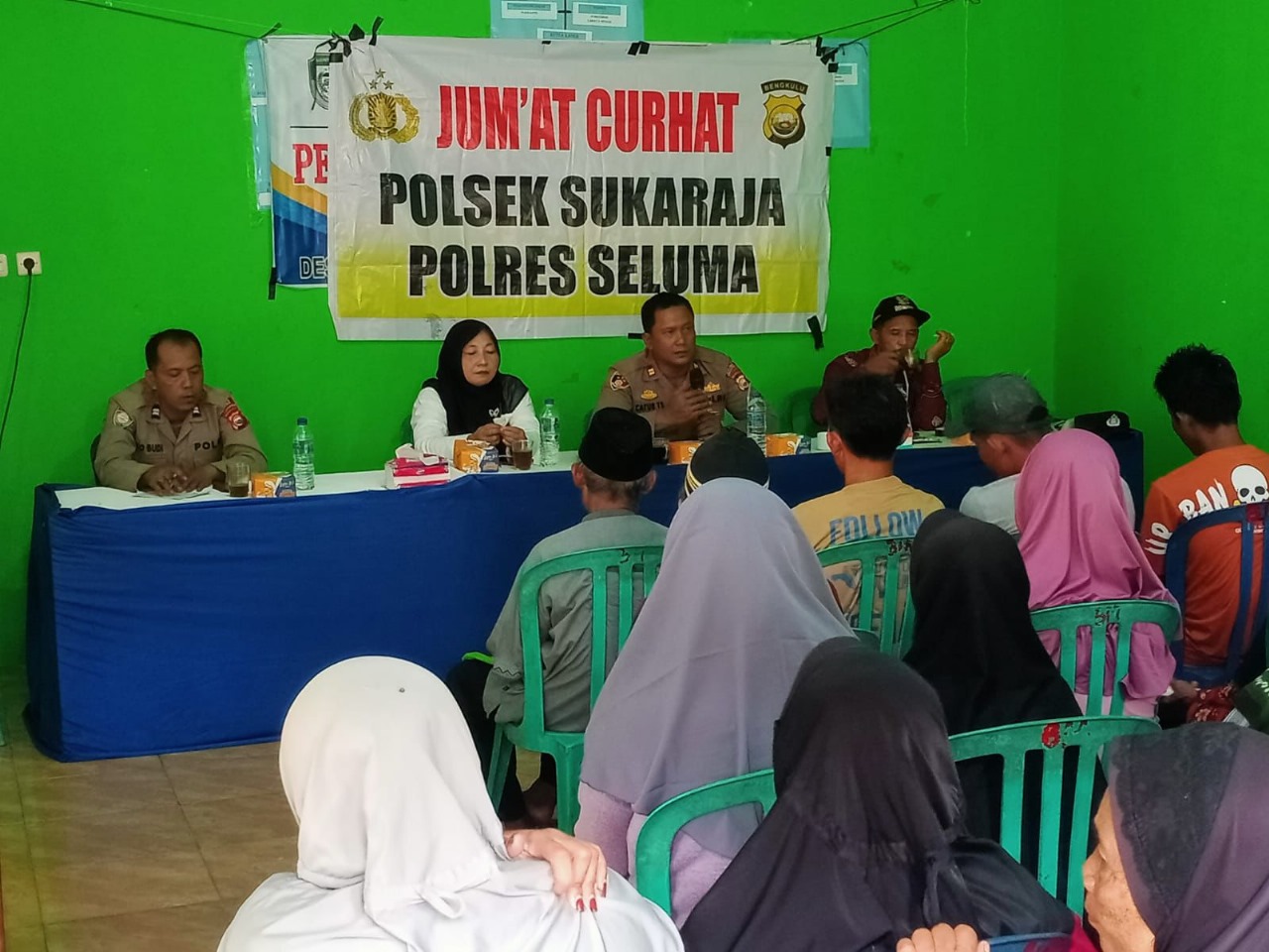 Jumat Curhat  di Desa Sumber Arum Polsek Sukaraja Tampung Aspirasi Warga 
