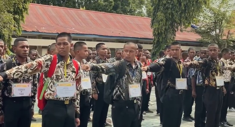 Rekrutmen Polri di Papua Menarik Daya Minat Orang Asli Papua Untuk Mengabdi Pada Bangsa Menjadi Anggota Polri 