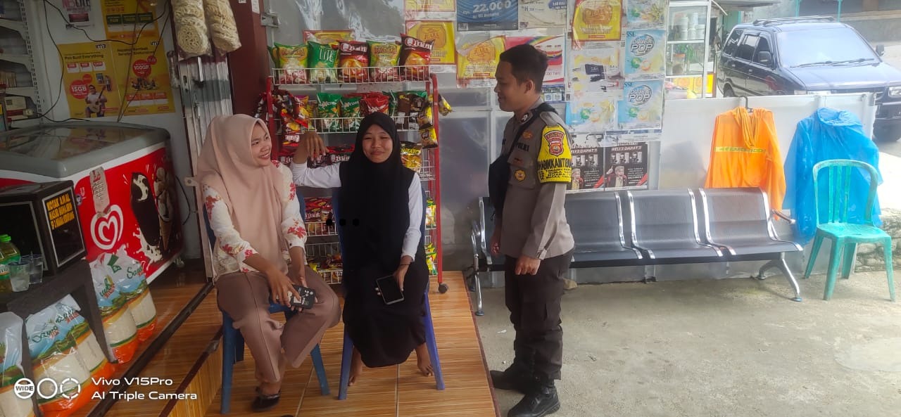 Bhabinkamtibmas Polsek Kedurang  Ilir  Monitoring Perkembangan Stok dan  Harga Sembako 