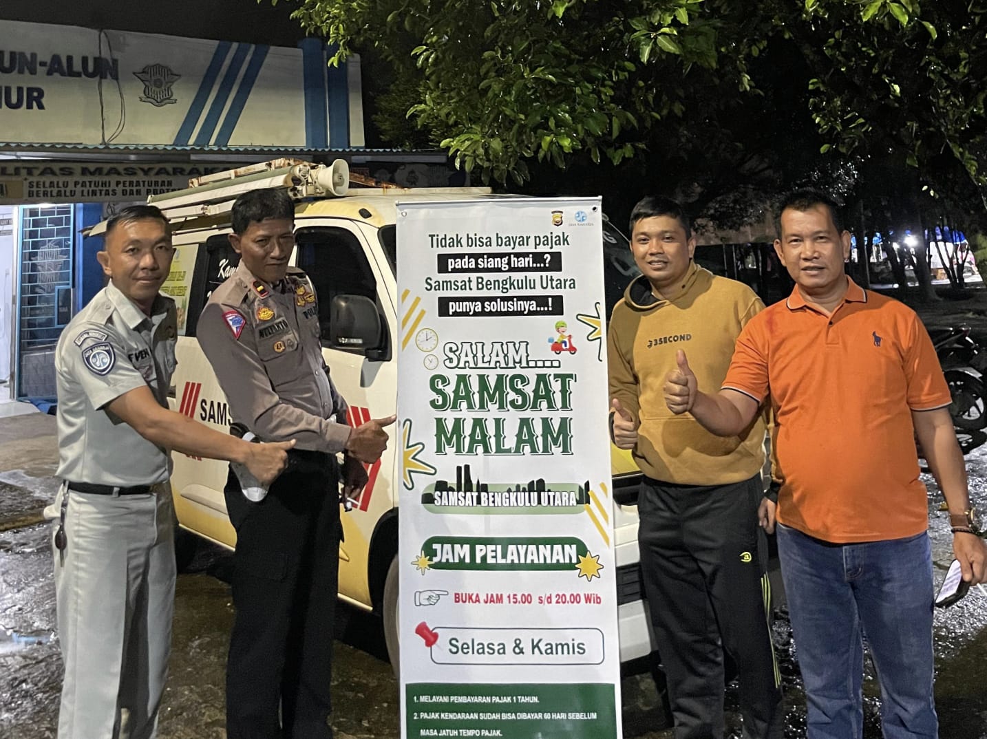 Jasa Raharja Bersama Samsat Bengkulu Utara Lakukan Pelayanan Keliling Malam Hari
