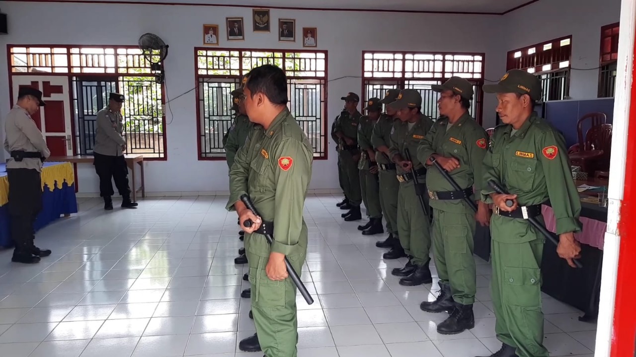 Jelang Pilkada Satbinmas Polres Bengkulu Utara Latih Linmas