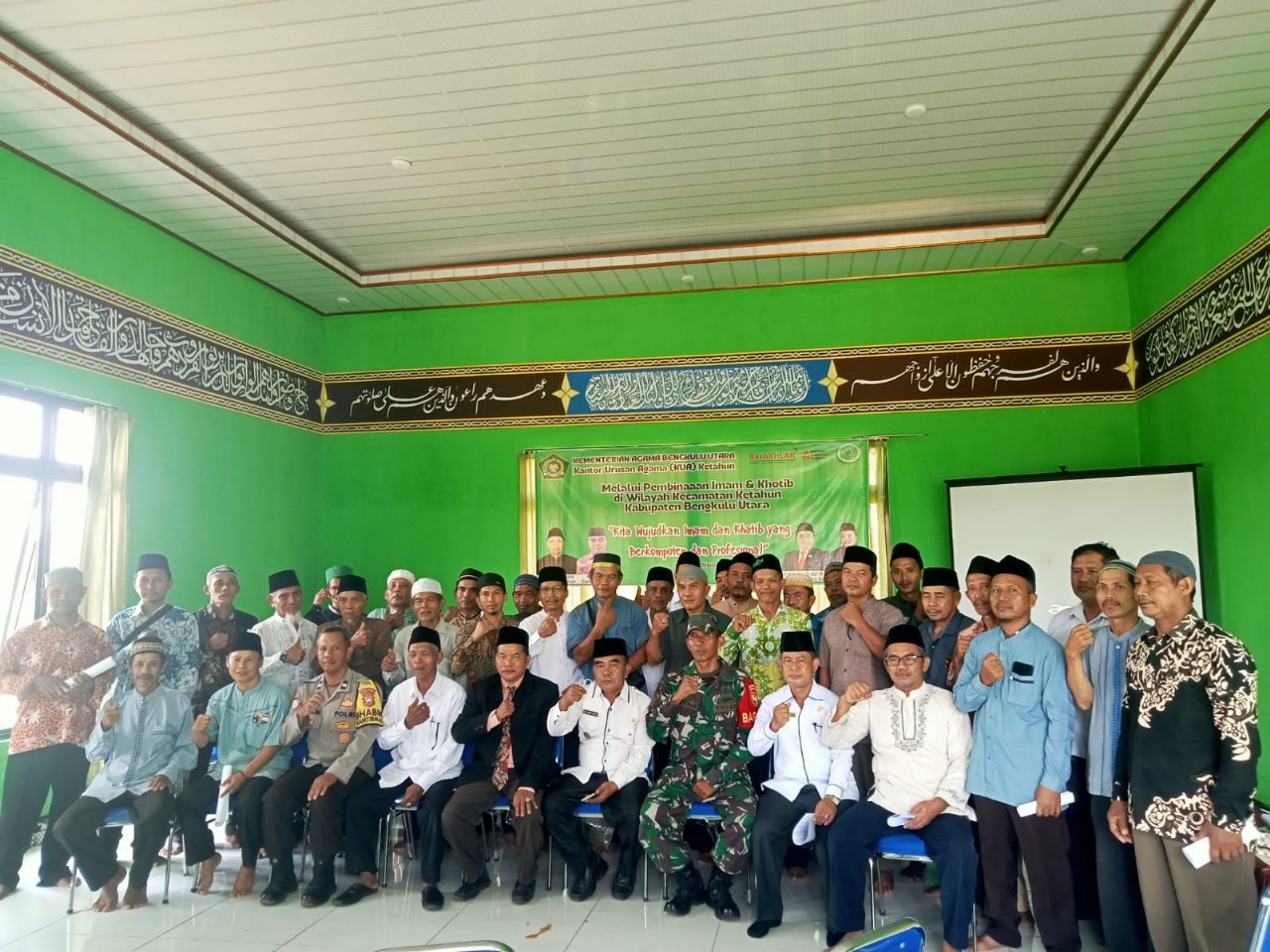 Bhabinakmtibmas Hadiri Pembinaan Iman dan Khotib Ketahun