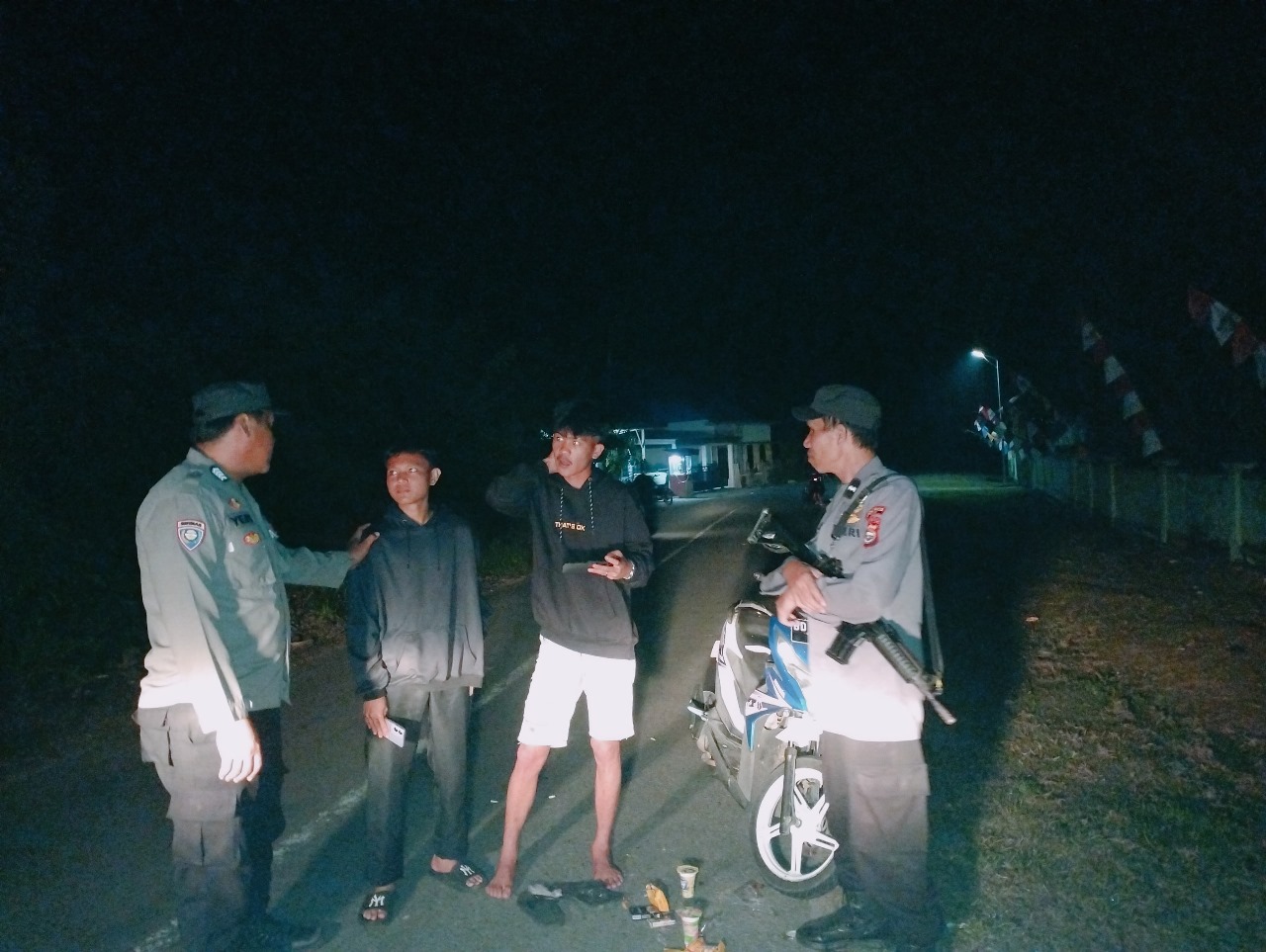 Patroli Dialogis, Polsek Padang Guci Hulu Antisipasi Premanisme dan 3C Serta Pengamanan Objek Vital